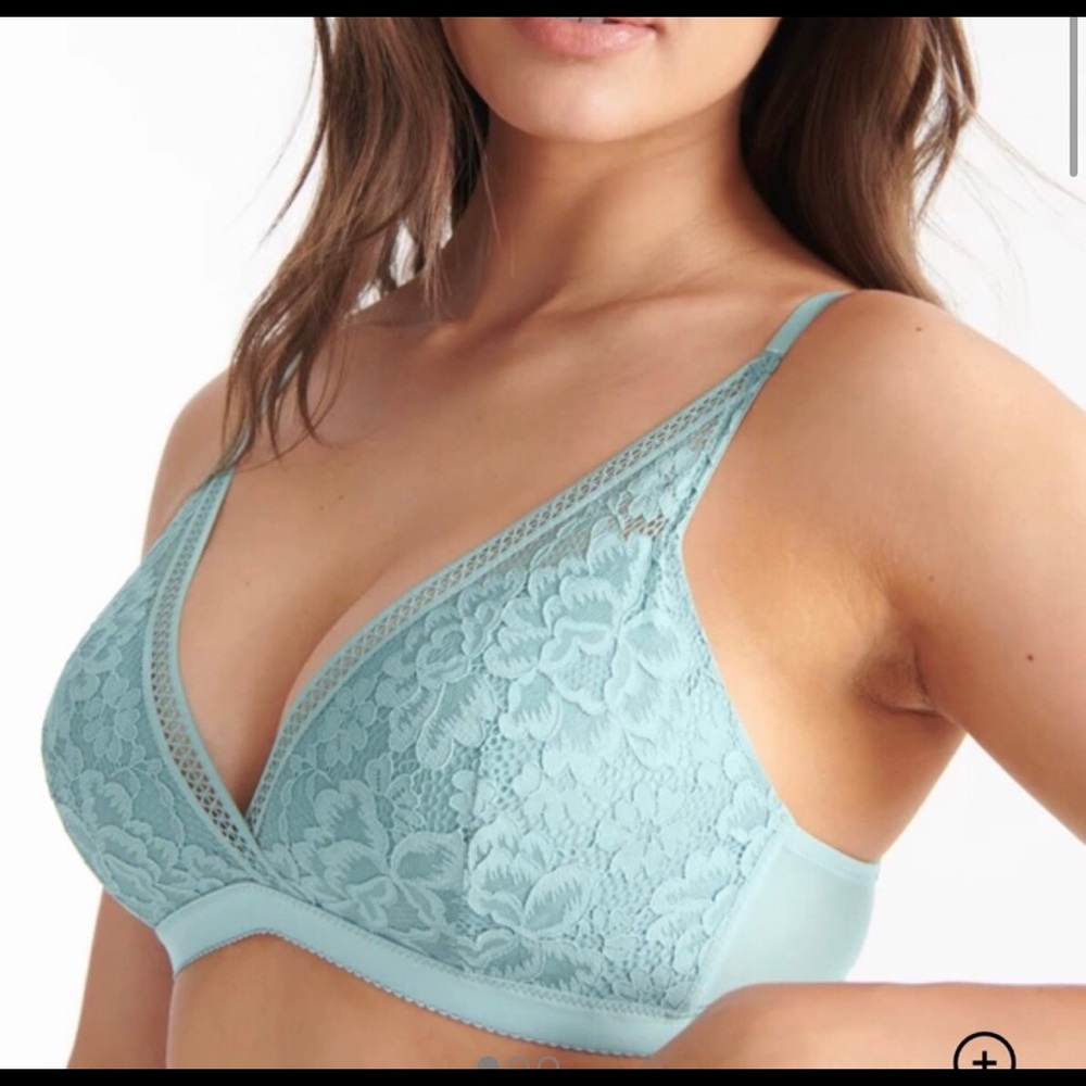 Knix Lace Deep V Bralette (size L, sage colour) NWT